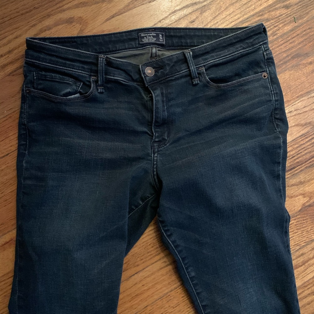 Abercrombie Harper  30/10